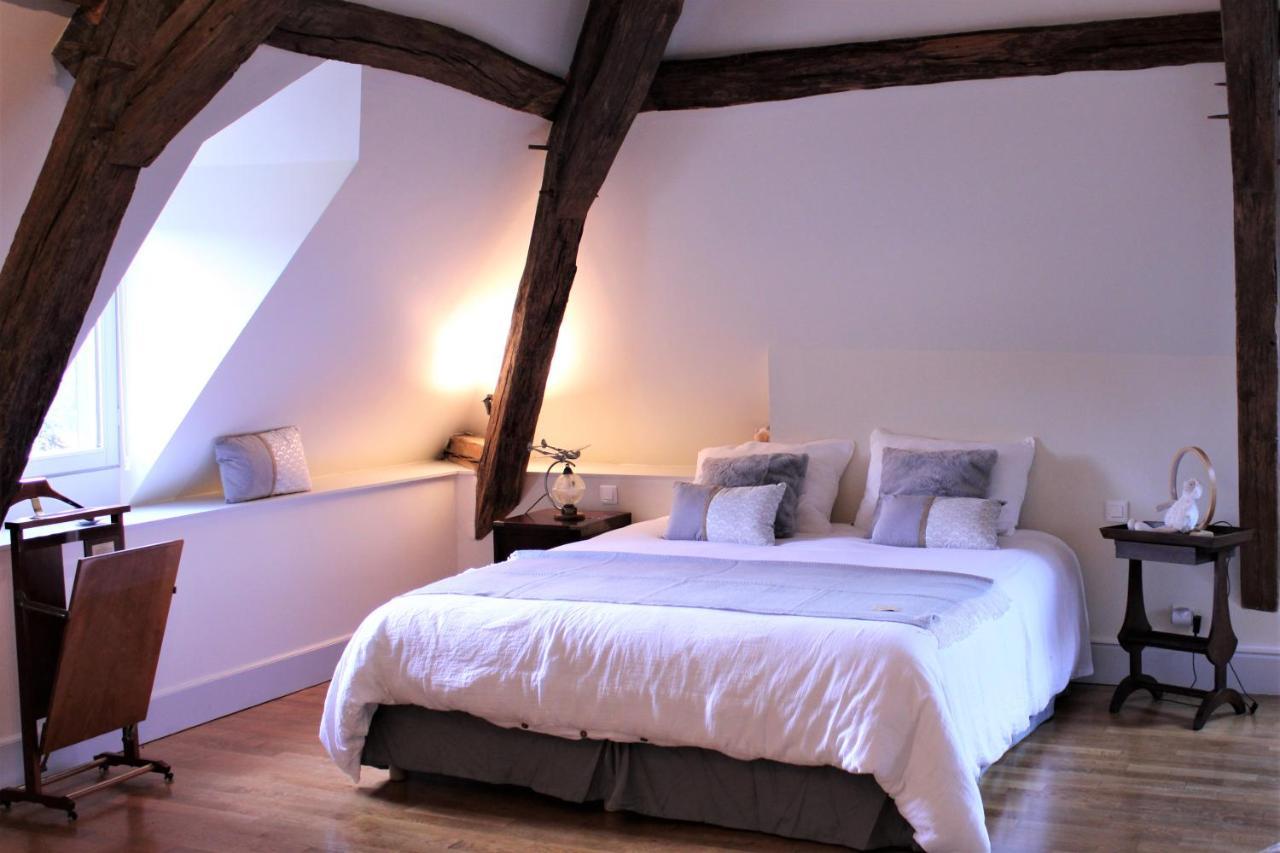 Chambre D'Hotes "Au Bord De Loire" La Marche Room photo