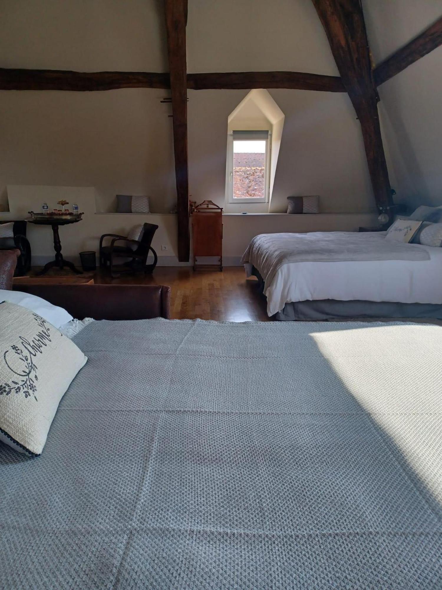 Chambre D'Hotes "Au Bord De Loire" La Marche Exterior photo